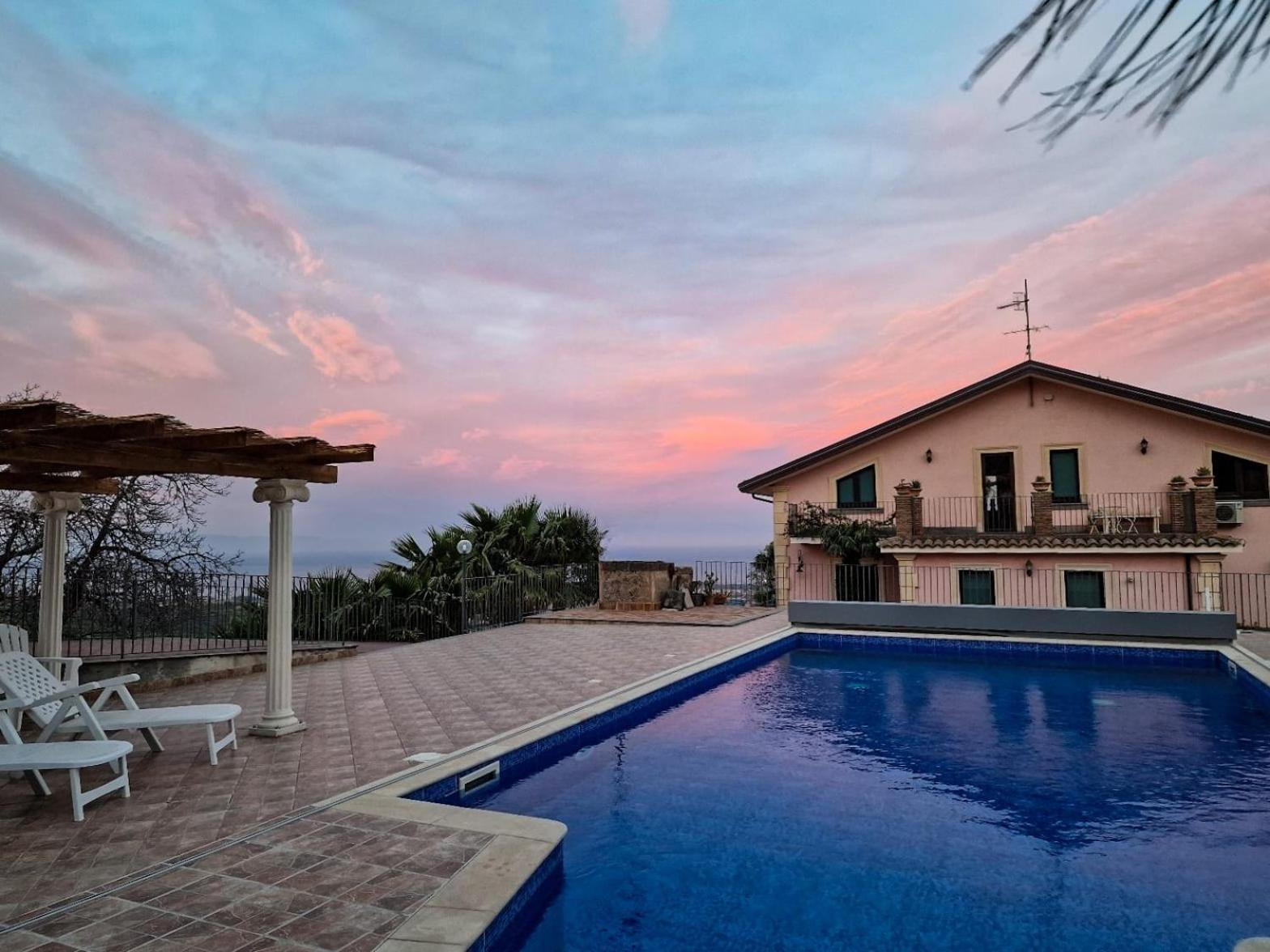 Villa Panoramica Dell'Etna SantʼAlfio Esterno foto